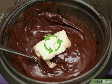 Image titled Dip Oreos in Chocolate Step 3