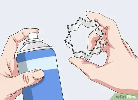 Image titled Make Bird Seed Ornaments Step 6