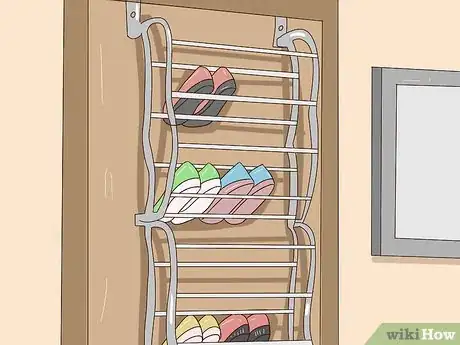 Image titled Keep Your Closet Tidy Step 12