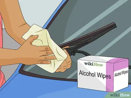Image titled Stop Windshield Wiper Blades from Squeaking Step 4