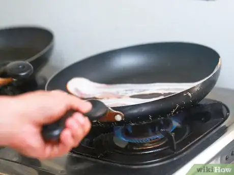 Image titled Fry Bacon Step 3