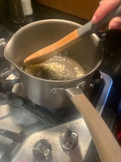 Image titled Garlic saute
