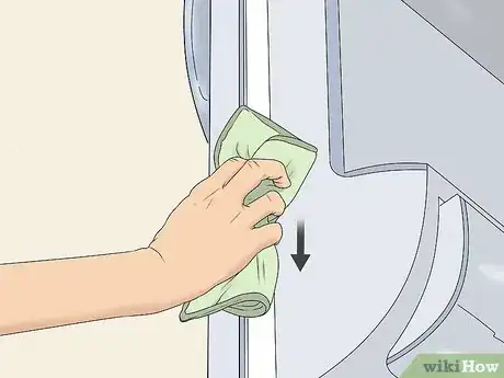 Image titled Stop a Fridge from Ice Build Up Step 4