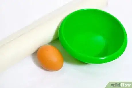 Image titled Make Pie Crust Letters Step 3