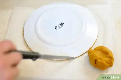 Image titled Make a Gingerbread Wreath Step 7