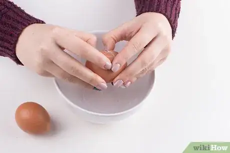 Image titled Make Your Hair Smooth and Shiny with Milk and Eggs Step 1