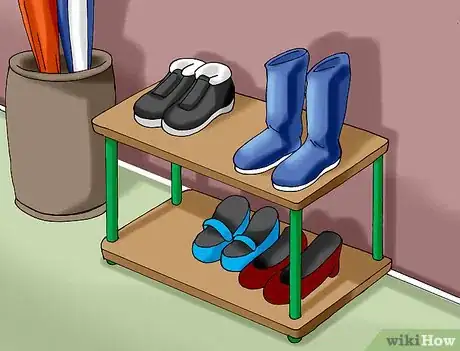 Image titled Decorate a Foyer Step 7