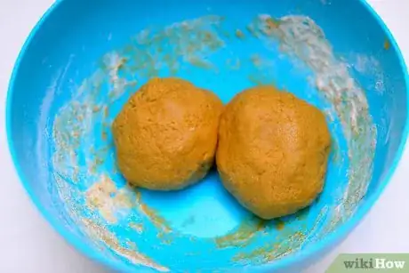 Image titled Make a Gingerbread Wreath Step 4