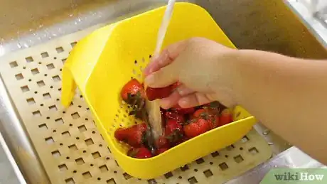 Image titled Make Strawberries and Cream Step 14