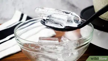 Image titled Make an Ice Bath for Cooking Step 1