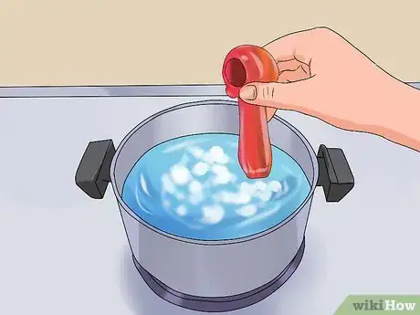 Image titled Clean a Glass Pipe Step 10