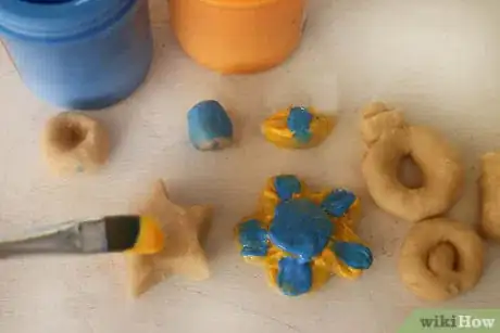 Image titled Make Modelling Clay from White Bread Step 5