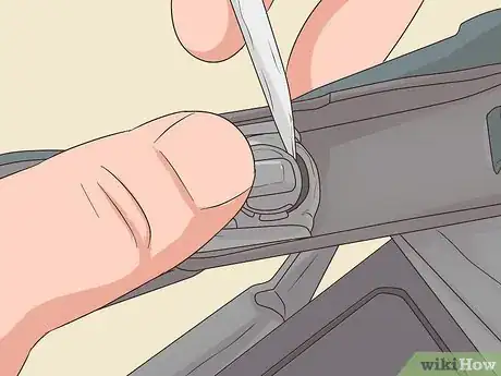 Image titled Use and Remove a Thule Lock Step 13
