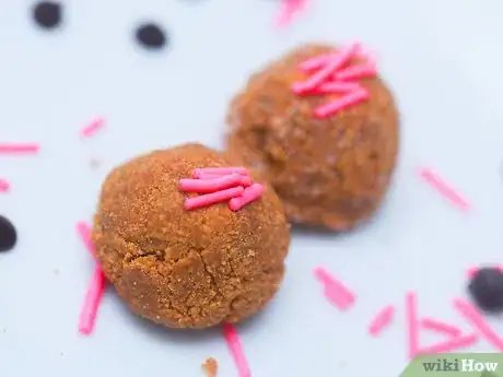 Image titled Make Graham Balls Step 10