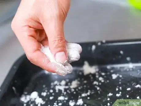 Image titled Line a Cake Tin Step 16