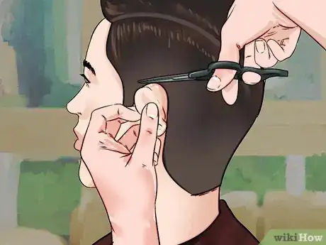 Image titled Cut a Faux Hawk Step 14