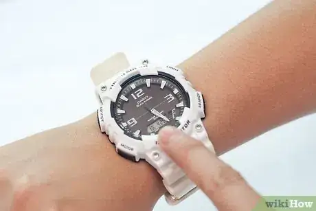 Image titled Kill Gnats Using a Ziplock Freezer Bag Step 5