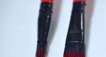 Clean an Eye Makeup Brush