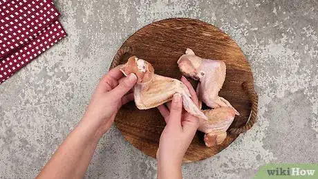 Image titled Cook Chicken Wings Step 1