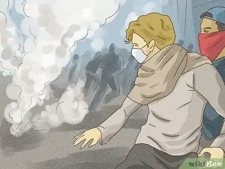 Image titled Protest Safely Step 27