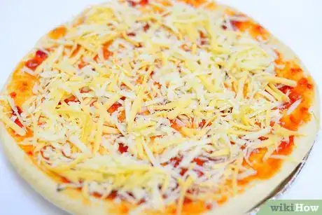 Image titled Make Chicken Pizza Step 8