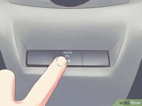 Image titled Use the Ford Active ParkAssist Feature Step 3