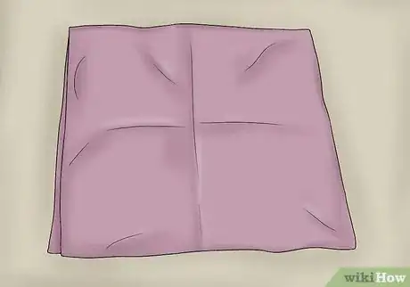 Image titled Make a No‐Sew Ruffled Tree Skirt Step 1