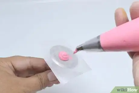 Image titled Make Icing Flowers Step 17