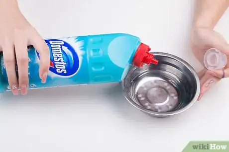 Image titled Clean a Toilet or Bidet Using Bleach Step 7