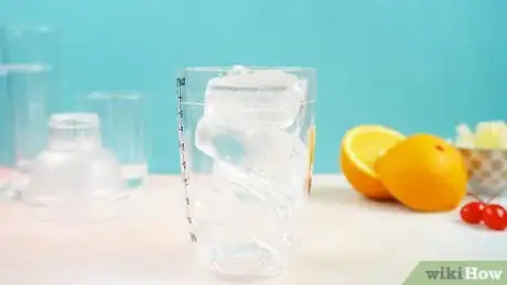 Image titled Mix a Day at the Beach Cocktail Step 1