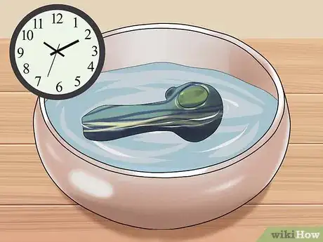 Image titled Clean a Glass Pipe Step 5