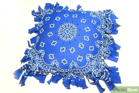 Image titled Make a Pillow Out of a Bandana Step 21