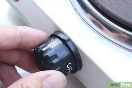 Image titled Reuse an Old Candle Step 2