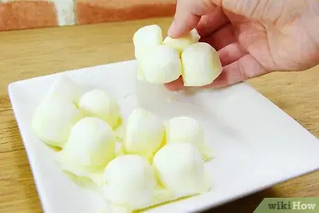 Image titled Make Marshmallow Bark Step 10