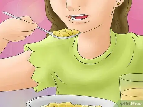 Image titled Adjust to a New School Step 8