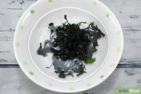 Image titled Make Seaweed Salad Step 1