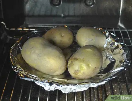 Image titled Make Hash Brown Egg Nests Step 2