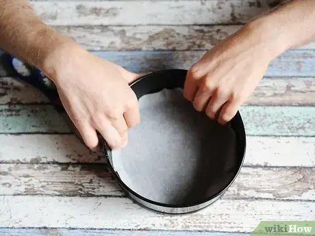 Image titled Make a Camo Cake Step 2