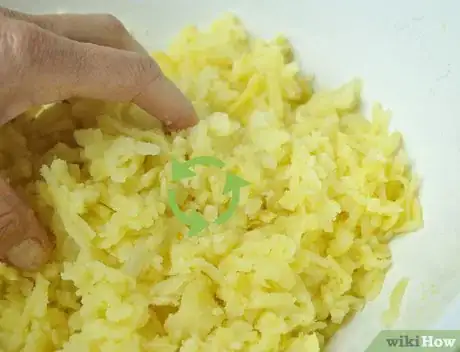 Image titled Make Hash Brown Egg Nests Step 11