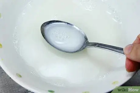 Image titled Thicken Liquid with Cornstarch Step 3