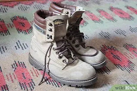 Image titled Pack for a Trip to Chicago Step 9