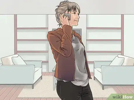 Image titled Deal With Hot Flashes Step 1