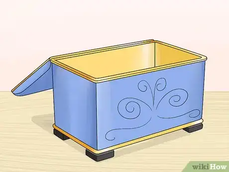 Image titled Arrange Roses in a Box Step 2