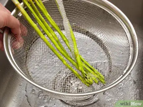 Image titled Clean Asparagus Step 7