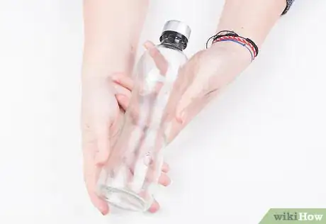 Image titled Paint a Smooth Finished Effect on Glass Step 1