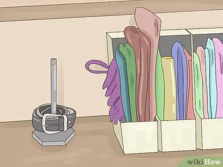 Image titled Keep Your Closet Tidy Step 14