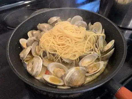 Image titled Pastainclams