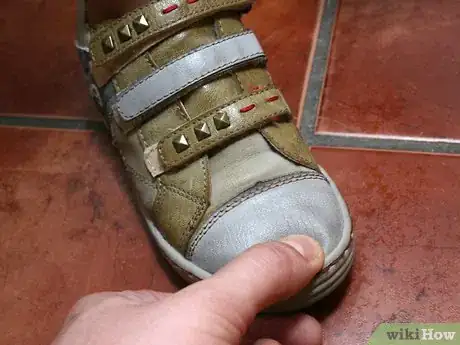 Image titled Buy Shoes for Children Step 4