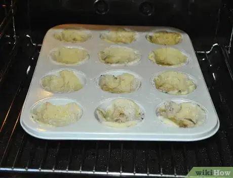 Image titled Make Cinnamon Roll Cups Step 4