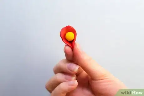 Image titled Make Roses out of Fondant Step 11